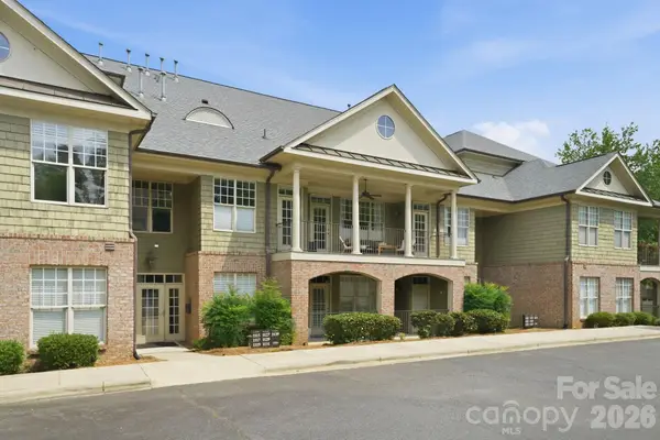 1131 Park West Drive, Charlotte, NC 28209
