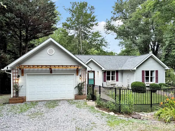 228 Crescent Drive, Lake Junaluska, NC 28745