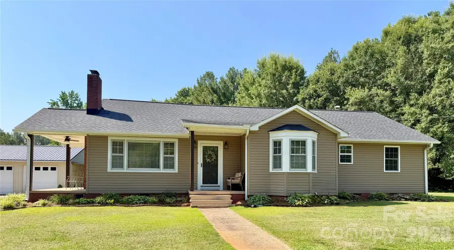 917 W Pine Street, Blacksburg, SC 29702 - #2