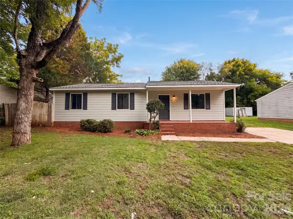 10015 Garth Wood Road, Charlotte, NC 28273