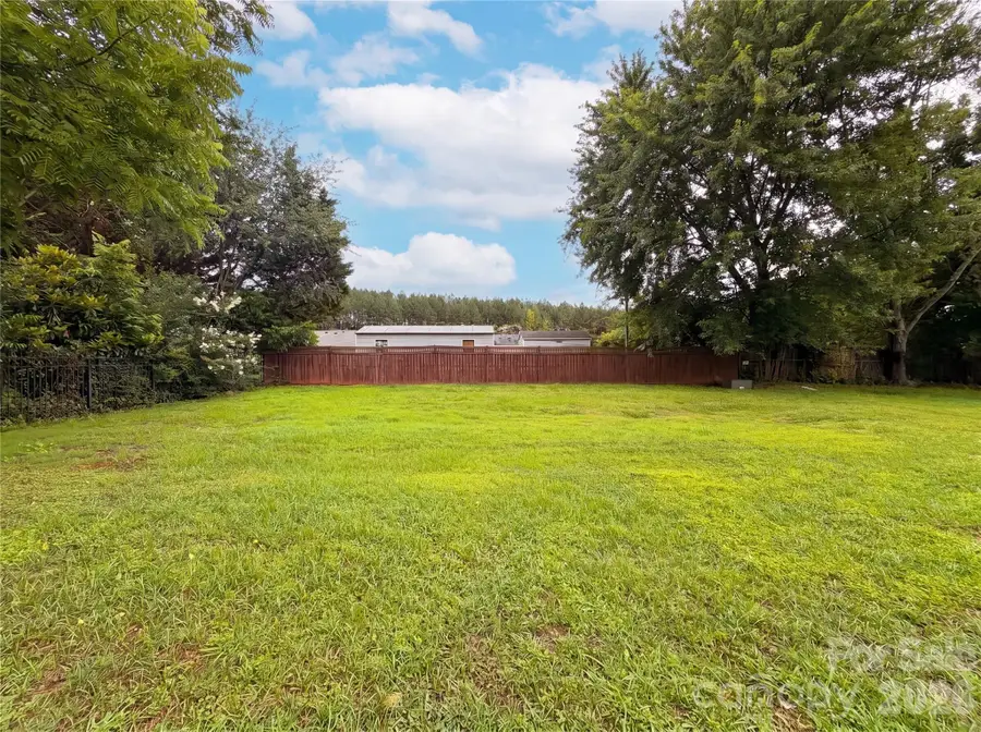 10015 Garth Wood Road, Charlotte, NC 28273 - #2