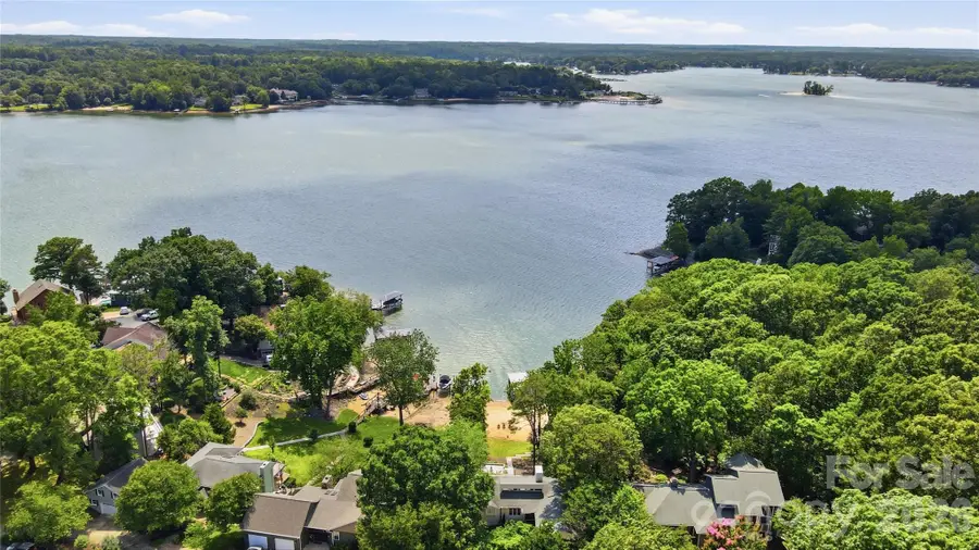 31002 Executive Point, Tega Cay, SC 29708 - #3