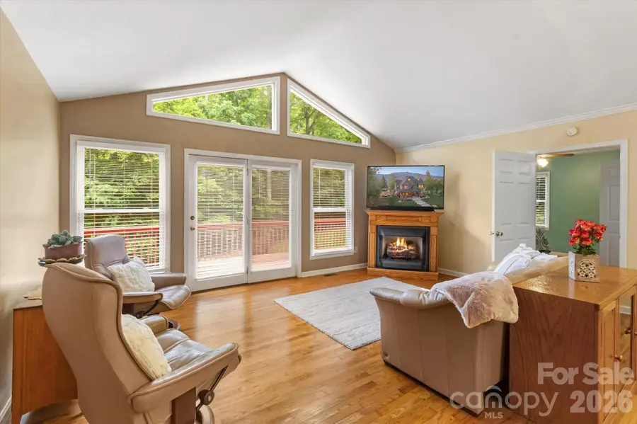134 Valle Way, Hendersonville, NC 28739 - #2