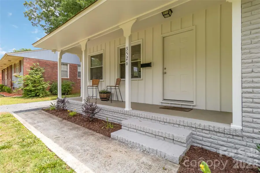 3526 Stonehaven Drive, Charlotte, NC 28215 - #3