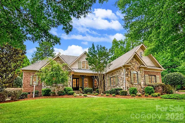 508 Hideaway Ridge Court, Matthews, NC 28105