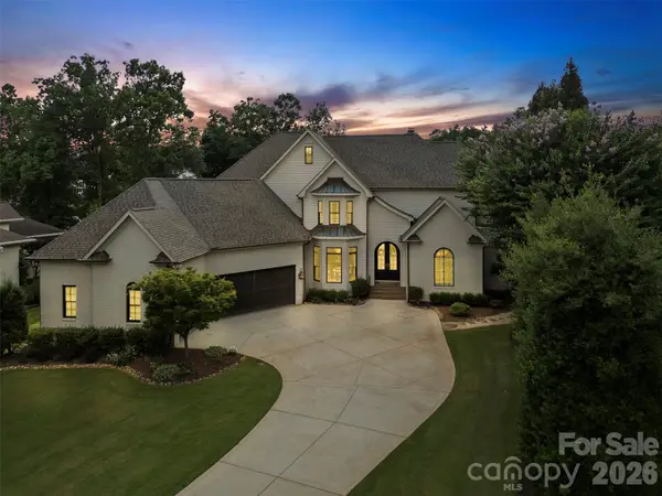 18407 Peninsula Cove Lane, Cornelius, NC 28031
