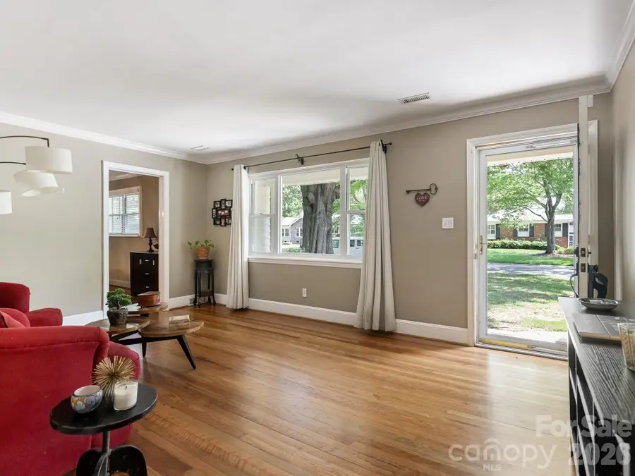 5634 Wedgewood Drive, Charlotte, NC 28210 - #3