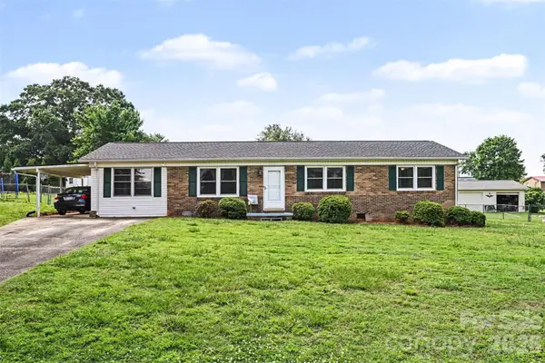 5111 Hawthorne Lane, Shelby, NC 28152