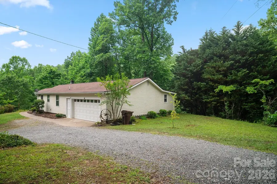 825 Gallimore Road, Flat Rock, NC 28731 - #2