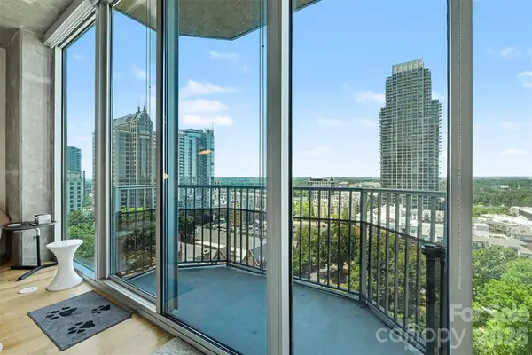 210 N Church Street #1604, Charlotte, NC 28202
