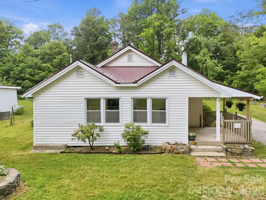 226 Vance Avenue, Black Mountain, NC 28711 - #3