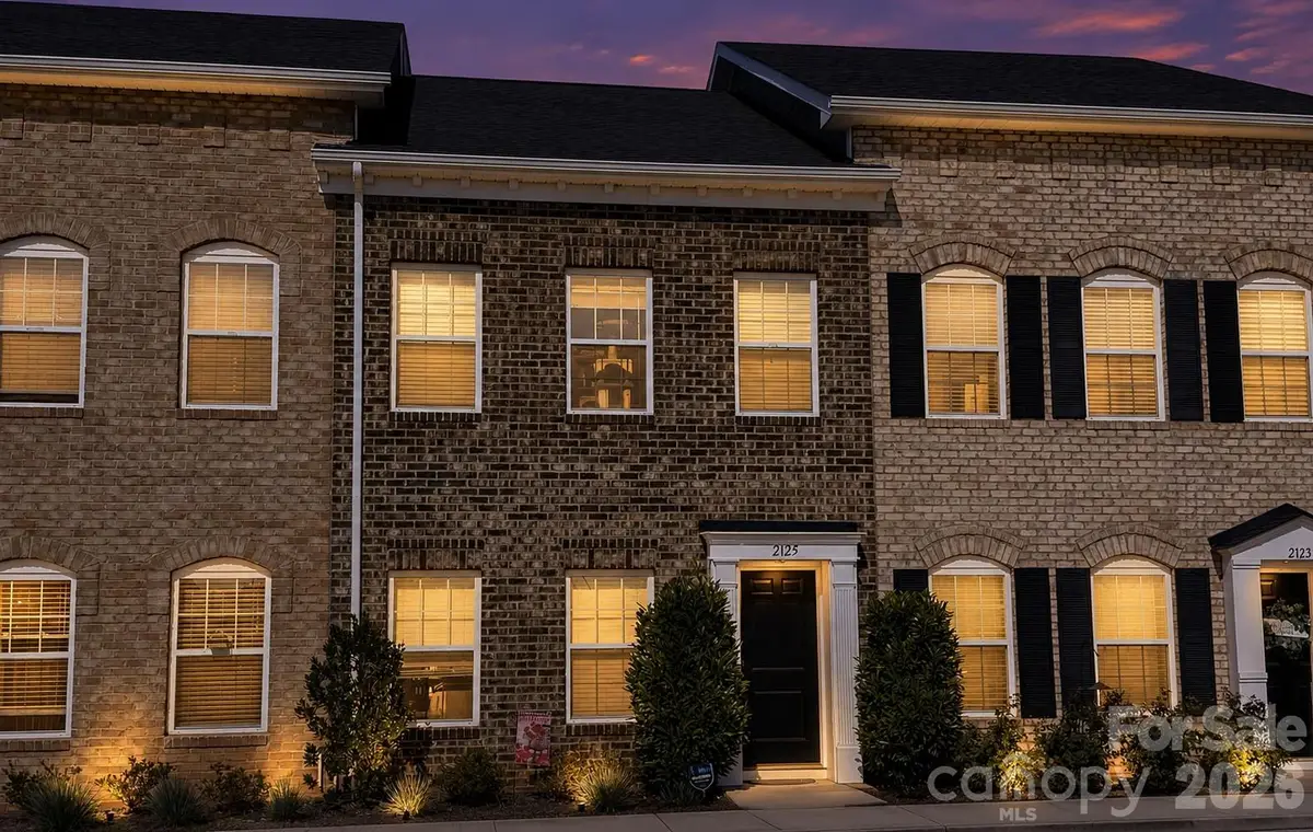 2125 24th Street Lane Se, Hickory, NC 28602 - #1