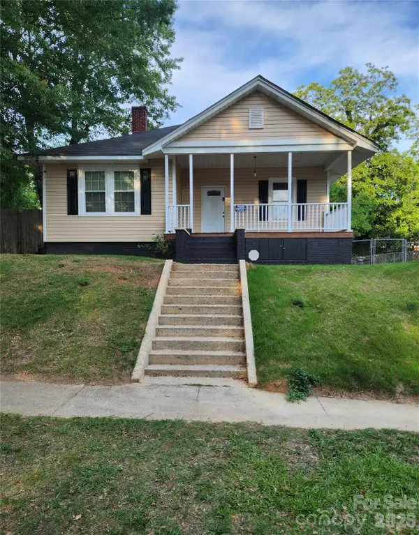106 N Liberty Street, Gastonia, NC 28052