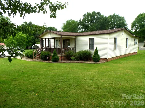 3333 Hunawill Street #2, Claremont, NC 28610