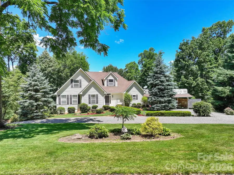637 April Park, Waynesville, NC 28786 - #2