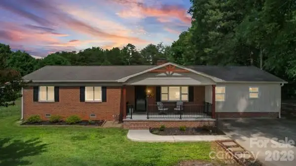 138 Shumaker Drive, Statesville, NC 28625