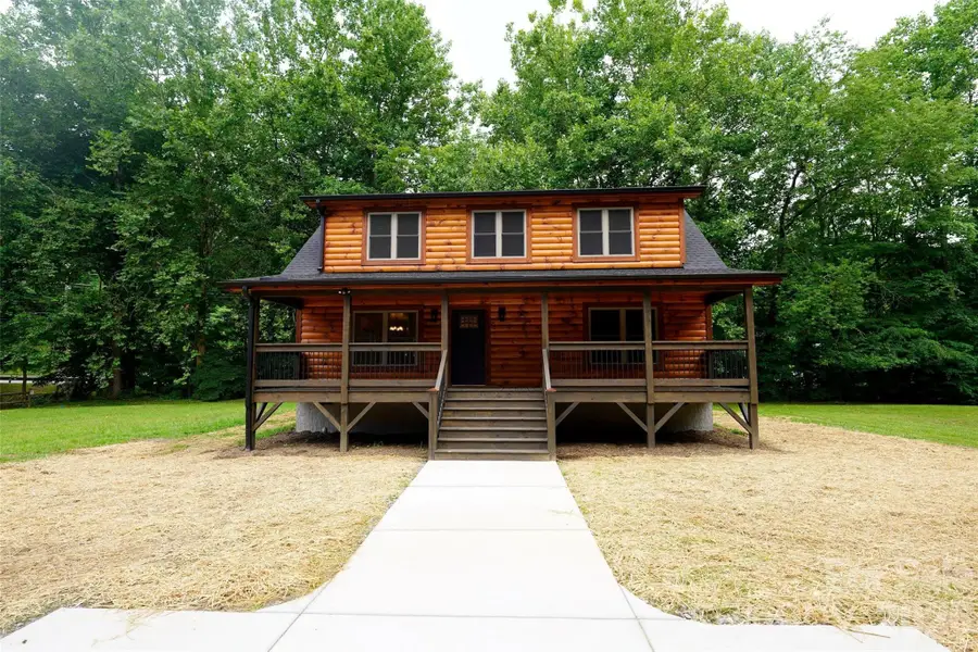 81 Breezy Creek Lane, Maggie Valley, NC 28751 - #2