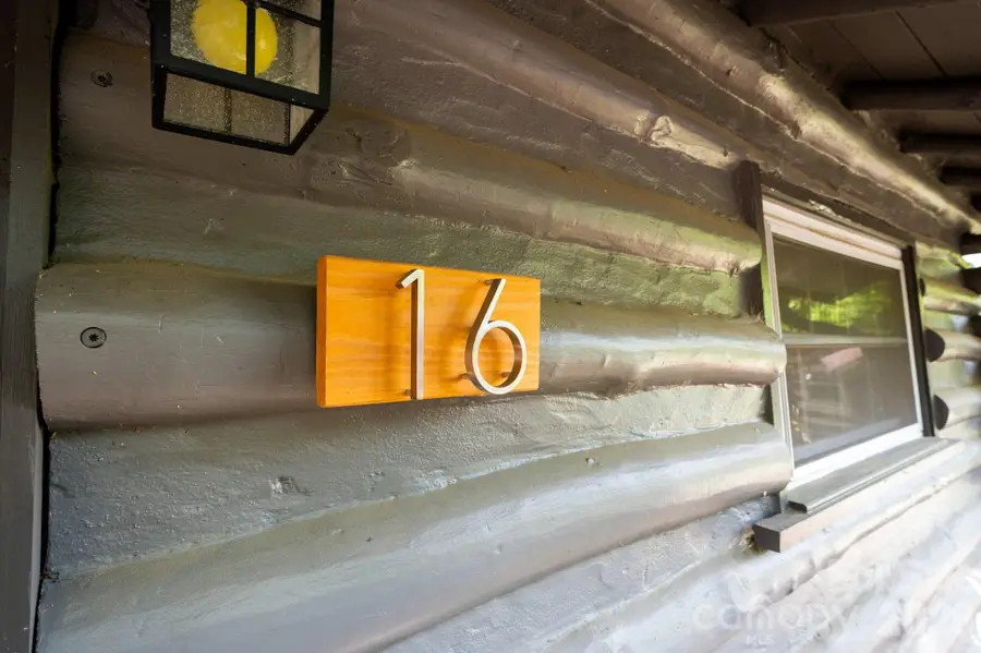 16 Cottage Drive, Asheville, NC 28805 - #2