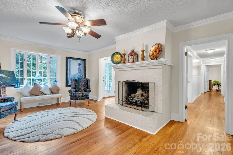 103 Forest Avenue, Landrum, SC 29356 - #2