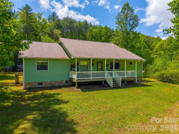 1364 Atoah Road, Robbinsville, NC 28771
