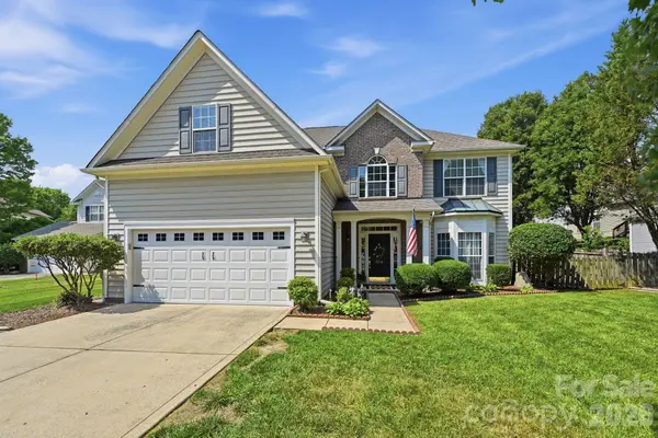 8918 Magennis Grove Court, Charlotte, NC 28216