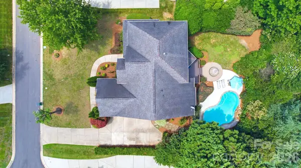 12319 Summer Breeze Court, Charlotte, NC 28277
