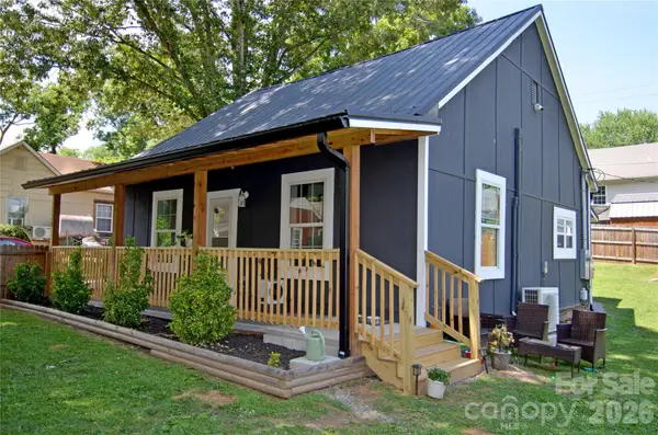 120 7th Street #20, Marion, NC 28752