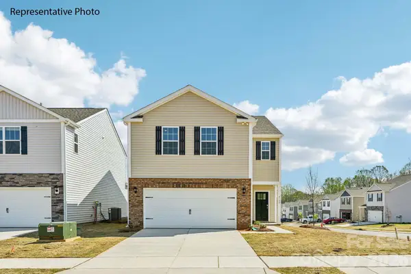 2130 10th Street Se, Hickory, NC 28601