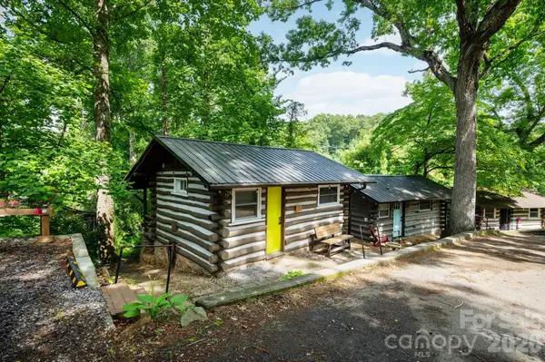 15 and 16 Cottage Drive, Asheville, NC 28805