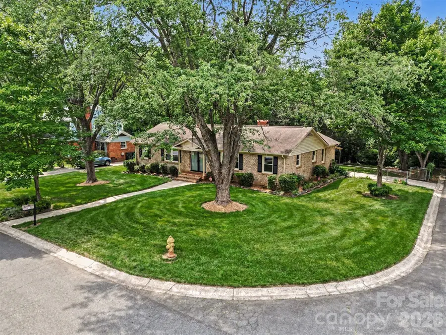 2143 Knickerbocker Drive, Charlotte, NC 28212 - #2