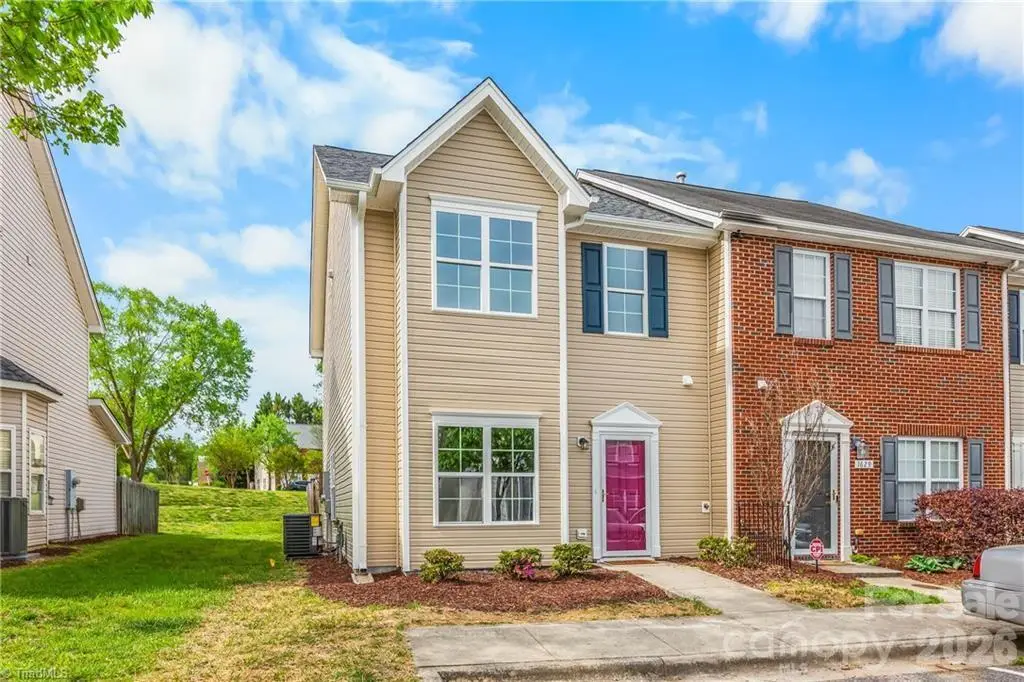 1633 Olivers Crossing Circle, Winston Salem, NC 27127 - #1
