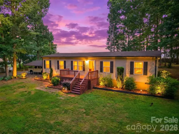 975 Jay Burke Road, Taylorsville, NC 28681