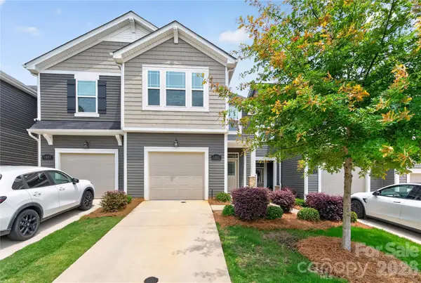 1211 Bigelow Street, Charlotte, NC 28269