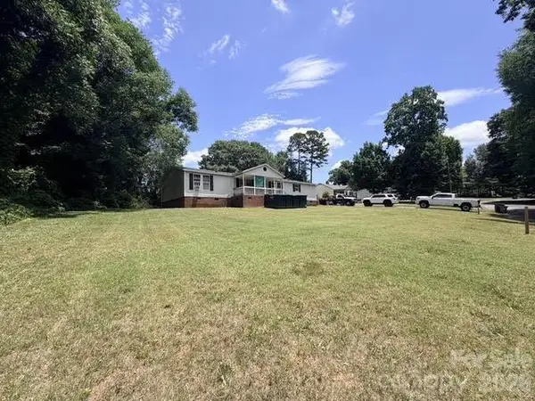 136 Green Drive, Gastonia, NC 28054