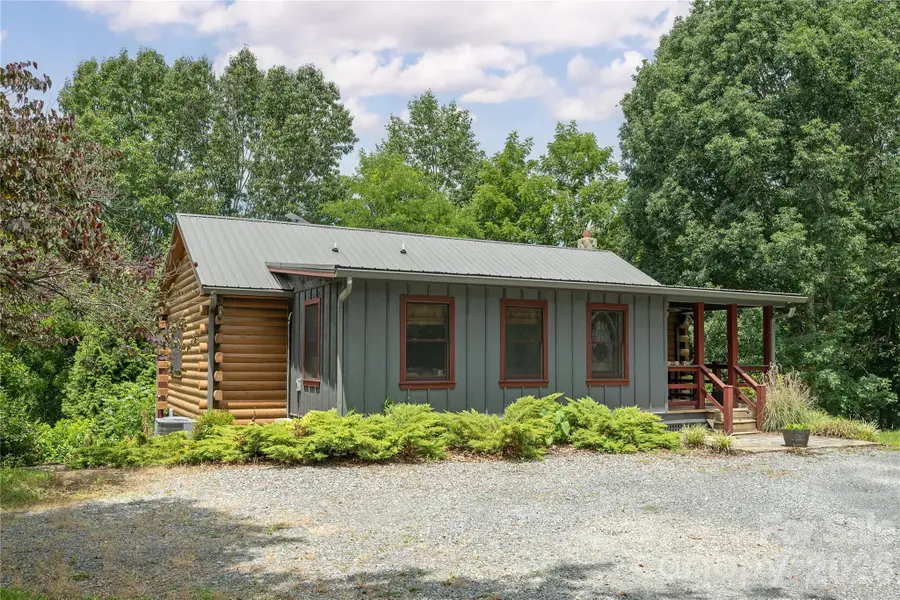 47 Buchanan Lane, Canton, NC 28716 - #3