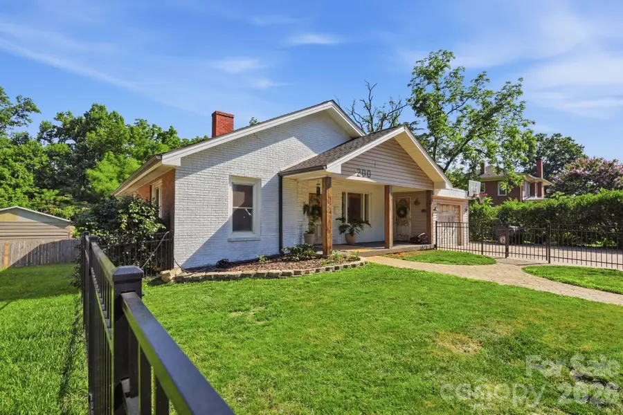 200 Feimster Street, Statesville, NC 28677 - #3
