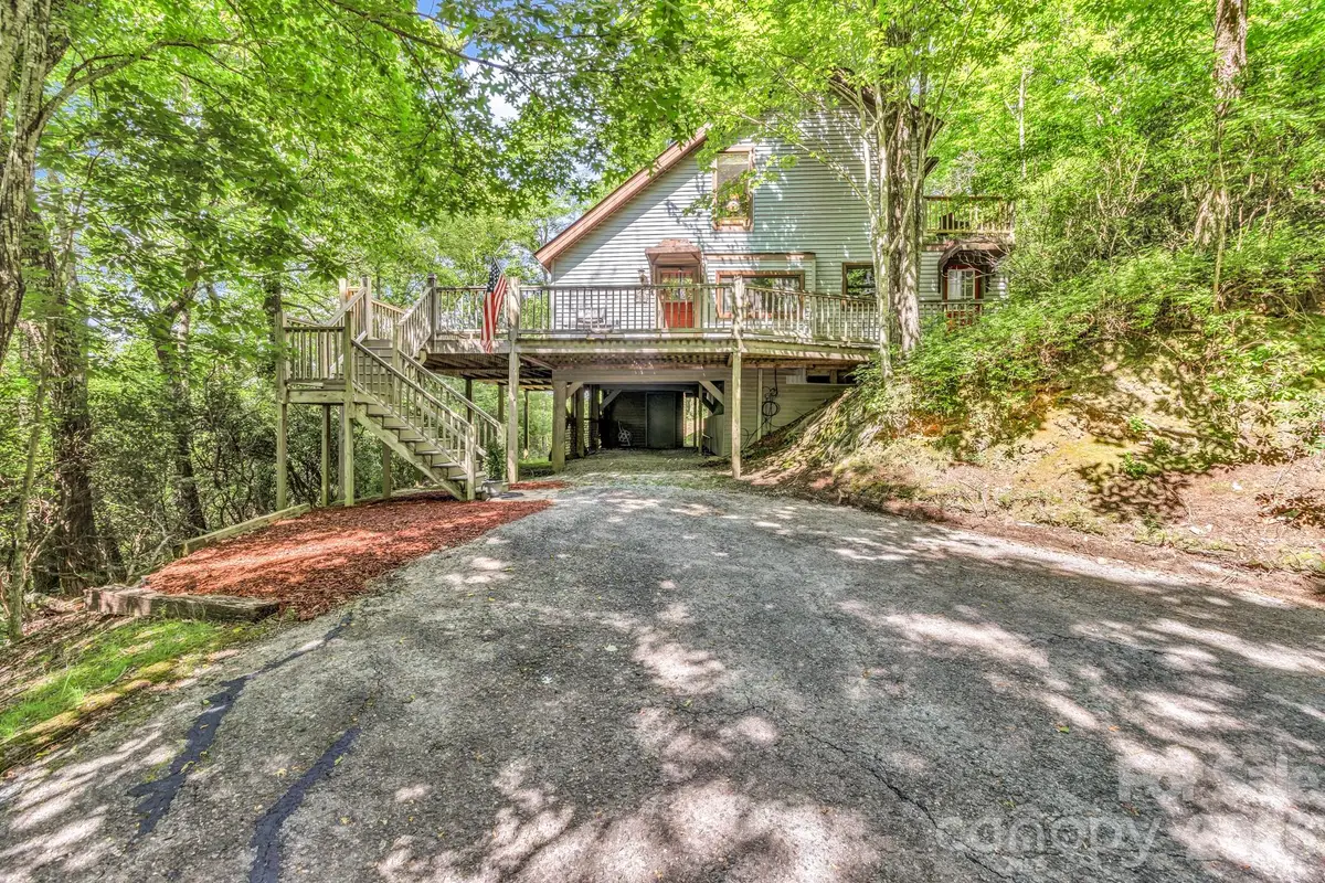 571 Tsisqua Circle, Brevard, NC 28712 - #1
