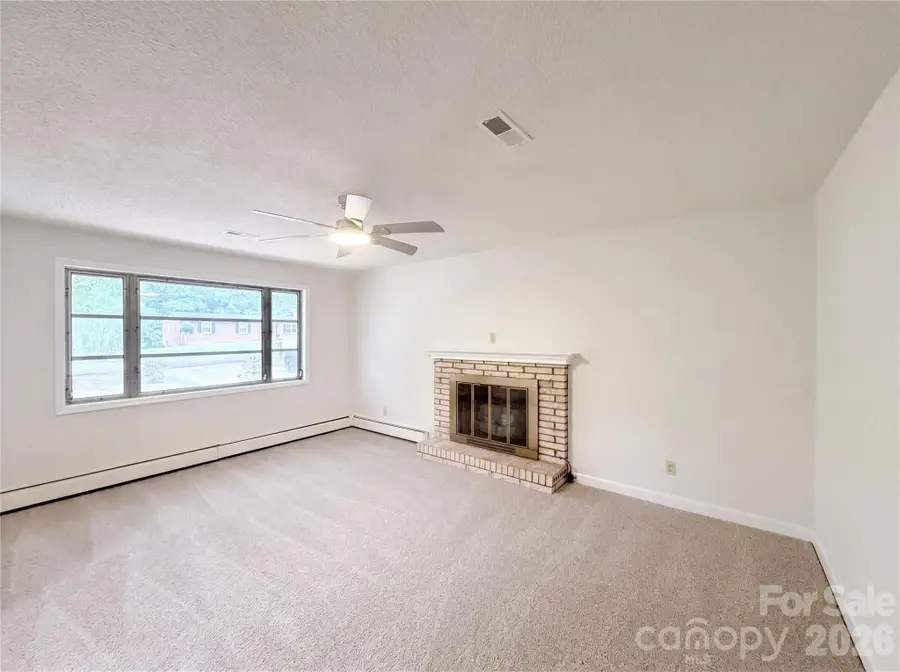 1580 W Cloaninger Avenue, Statesville, NC 28625 - #3
