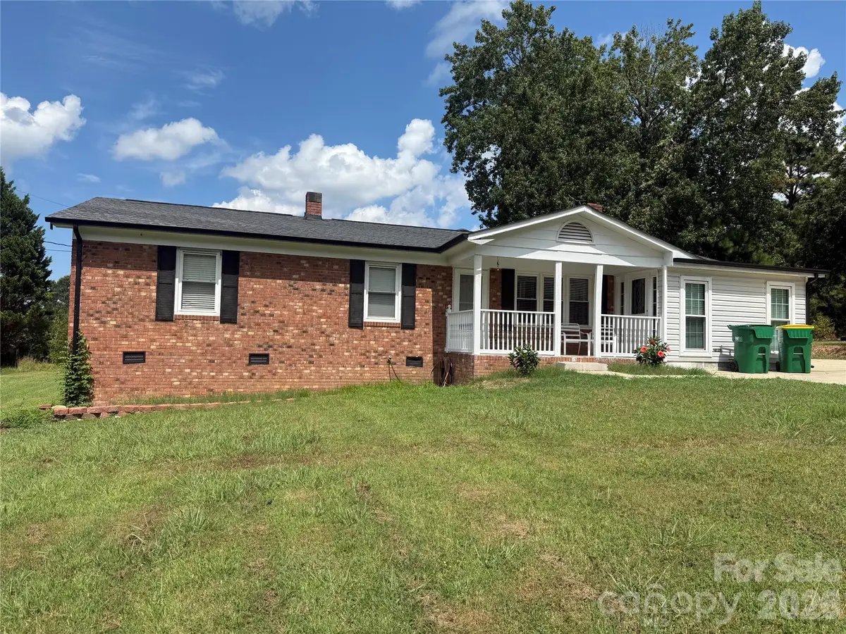 904 Long Street, Oakboro, NC 28129 - #1