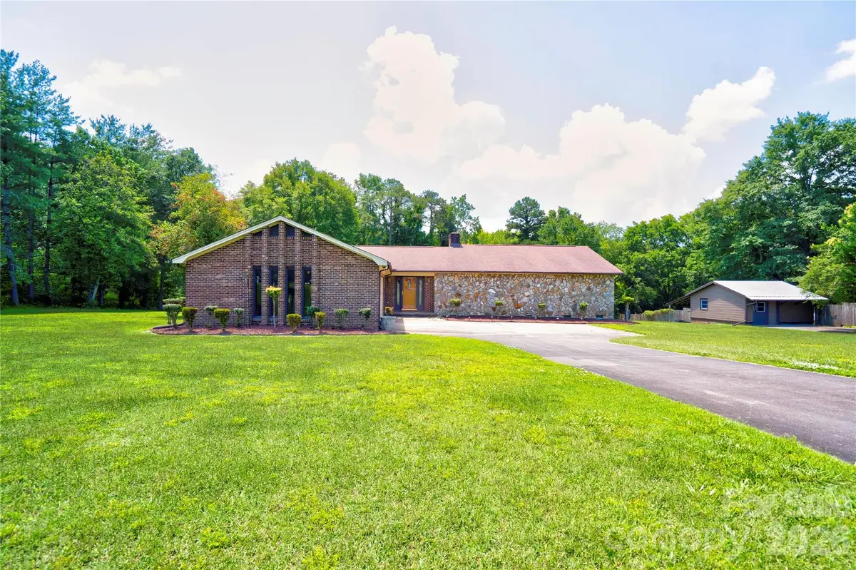 246 Putnam Lake Road, Kings Mountain, NC 28086 - #1