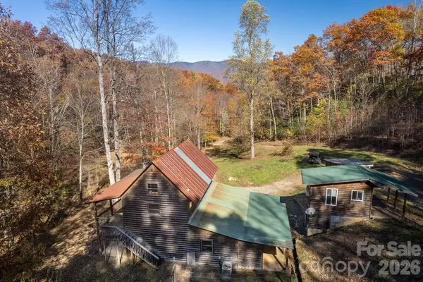 930 Copperhead Cove, Sylva, NC 28779