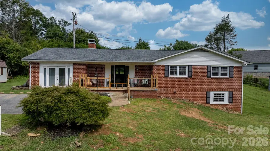 35 Glendale Drive, Spruce Pine, NC 28777 - #3
