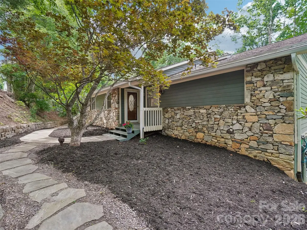 10 Chestnut Top Circle, Mills River, NC 28759 - #1