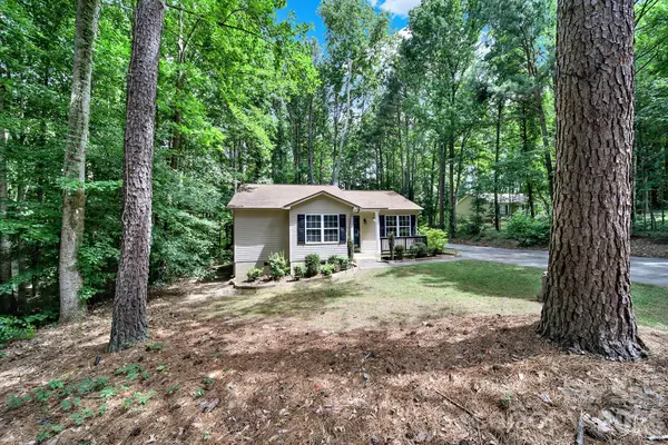 123 Greentree Drive, Mooresville, NC 28117