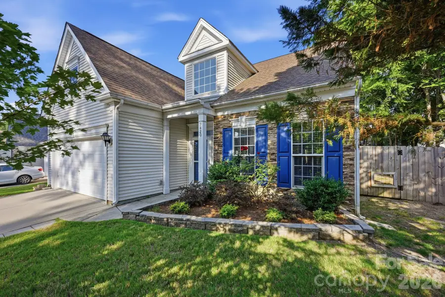 9420 Kestral Ridge Drive, Charlotte, NC 28269 - #2