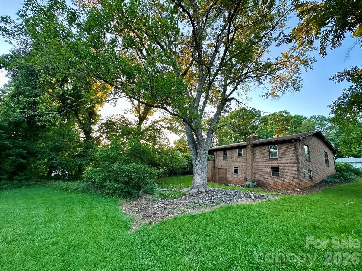 107 Conley Street, Morganton, NC 28655 - #1