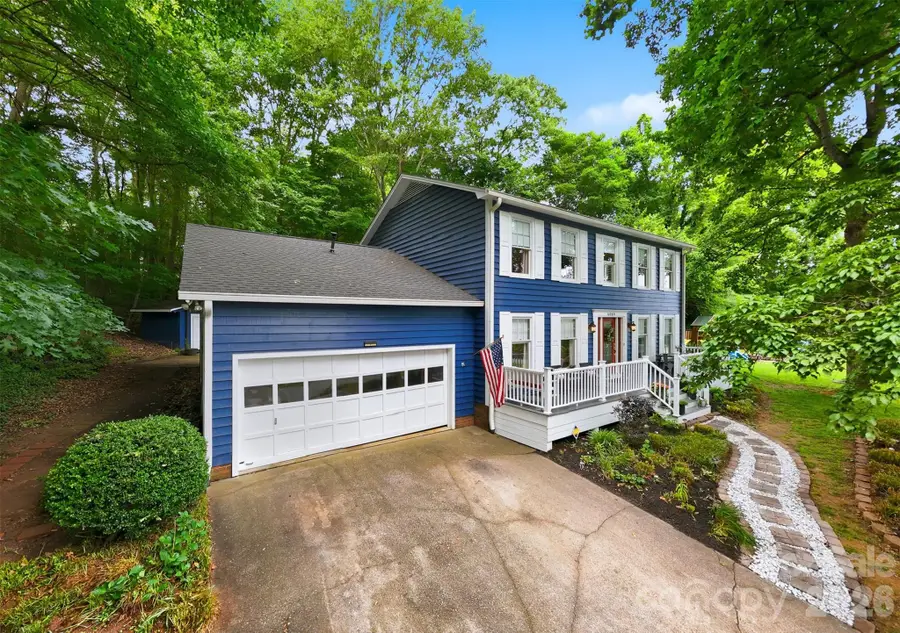 6089 Northlake Drive, Hickory, NC 28601 - #2
