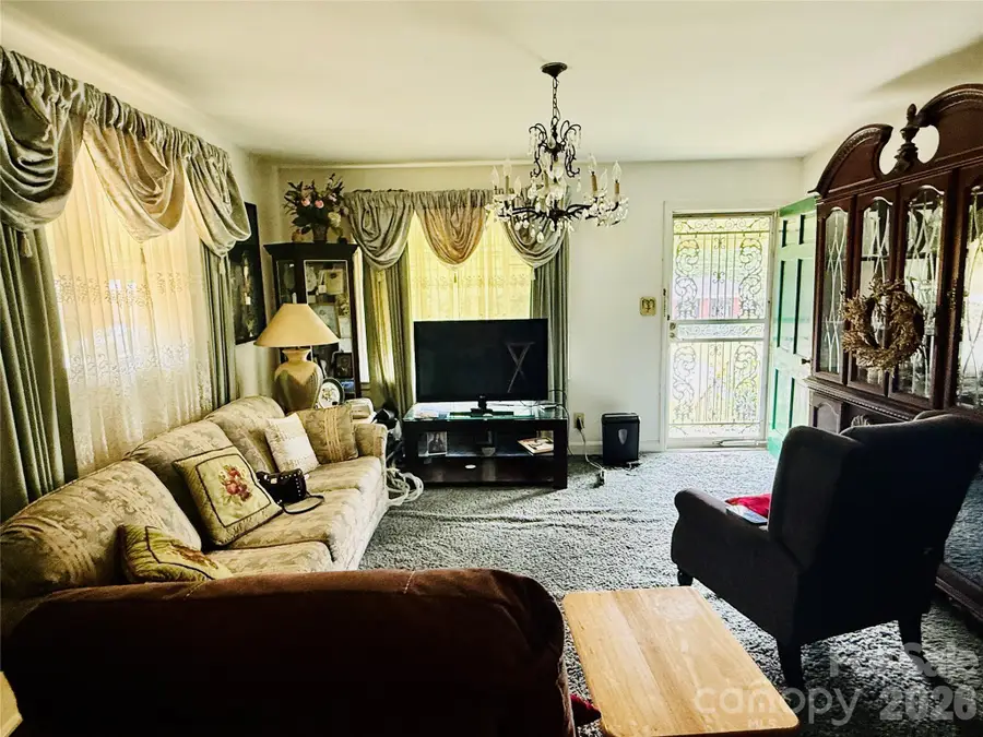 4410 Birkdale Drive, Charlotte, NC 28208 - #2