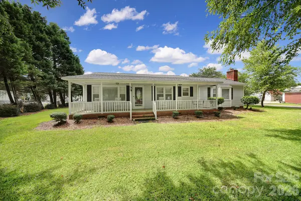 215 W Stevens Street, Kershaw, SC 29067