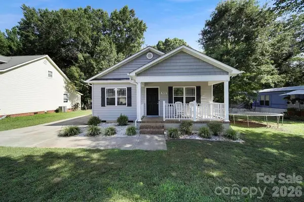 362 Sharpe Street, Mooresville, NC 28115